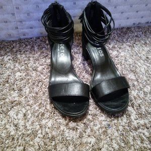 Toetos by Dream Paris Sandals